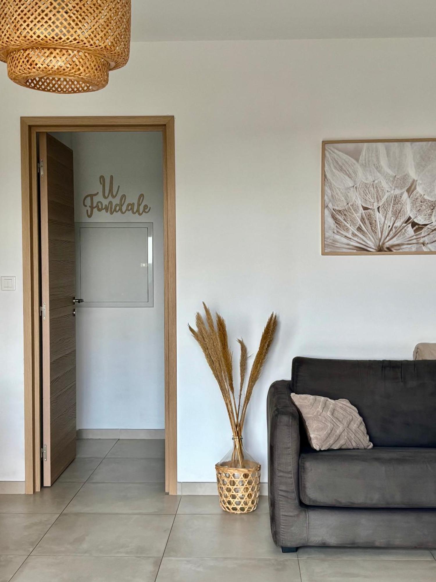 U Fondale, T2, Climatisé A 10 Minutes Des Plages Appartement *